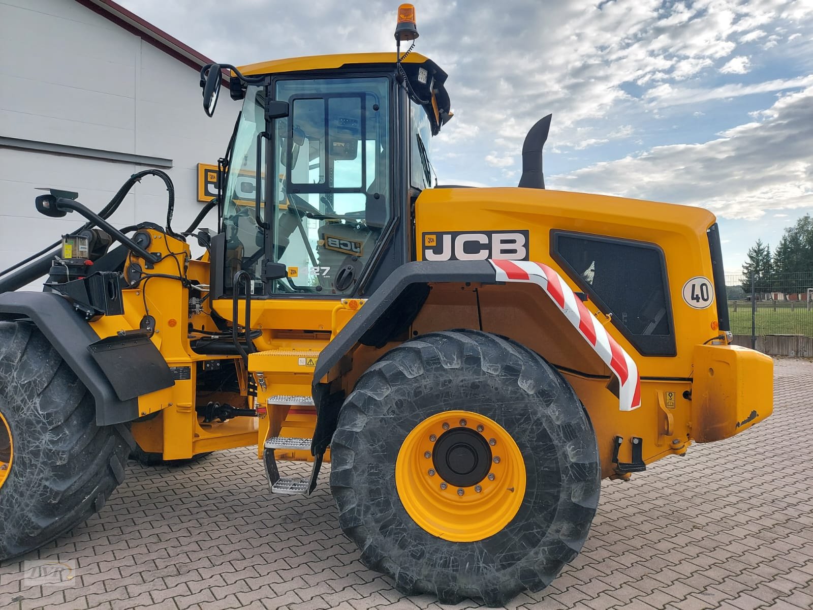 Radlader des Typs JCB 427 HT Agri HighLift, Gebrauchtmaschine in Pegnitz (Bild 4)