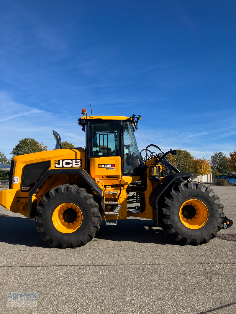 Radlader van het type JCB 435 S, Neumaschine in Kirchdorf (Foto 5)