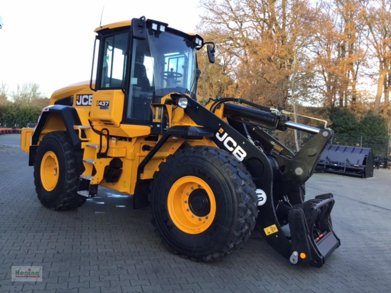 Radlader del tipo JCB 437 ZX, Neumaschine In Bakum (Immagine 3)