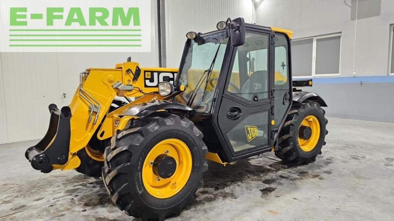 Radlader typu JCB 527-58 agri, Gebrauchtmaschine w MORDY (Zdjęcie 2)