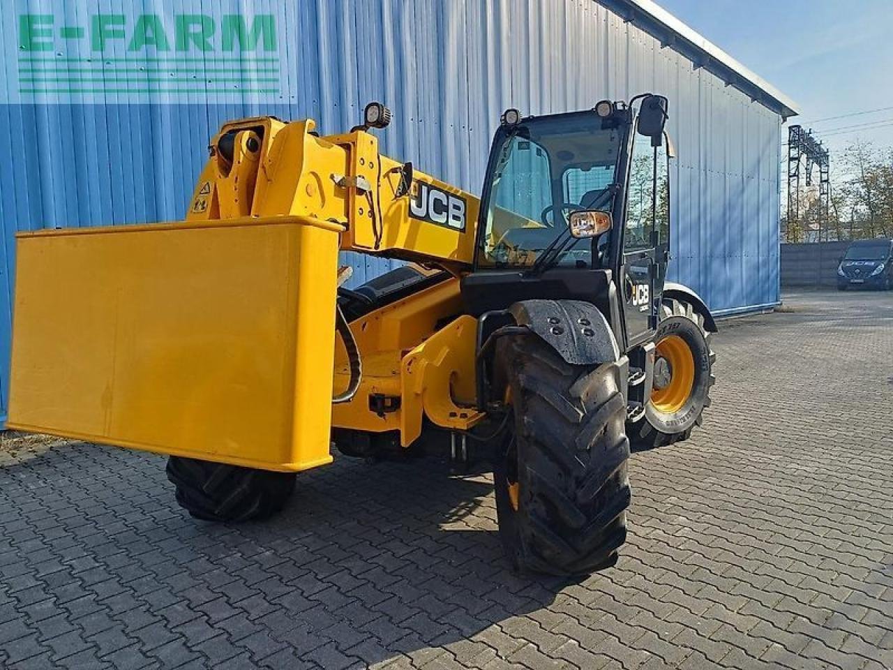 Radlader typu JCB 560-80 agriplus, Gebrauchtmaschine v SKARBIMIERZ – OSIEDLE (Obrázek 2)