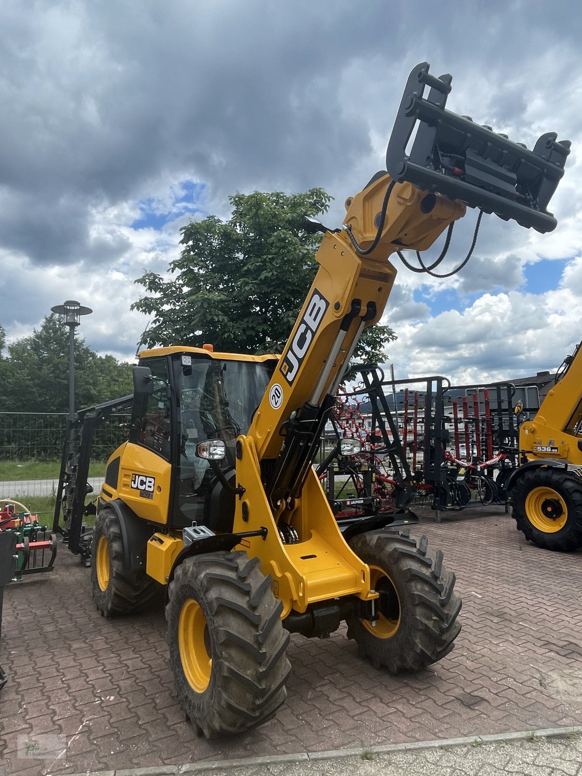 Radlader tip JCB TM 180, Neumaschine in Bad Kötzting (Poză 1)