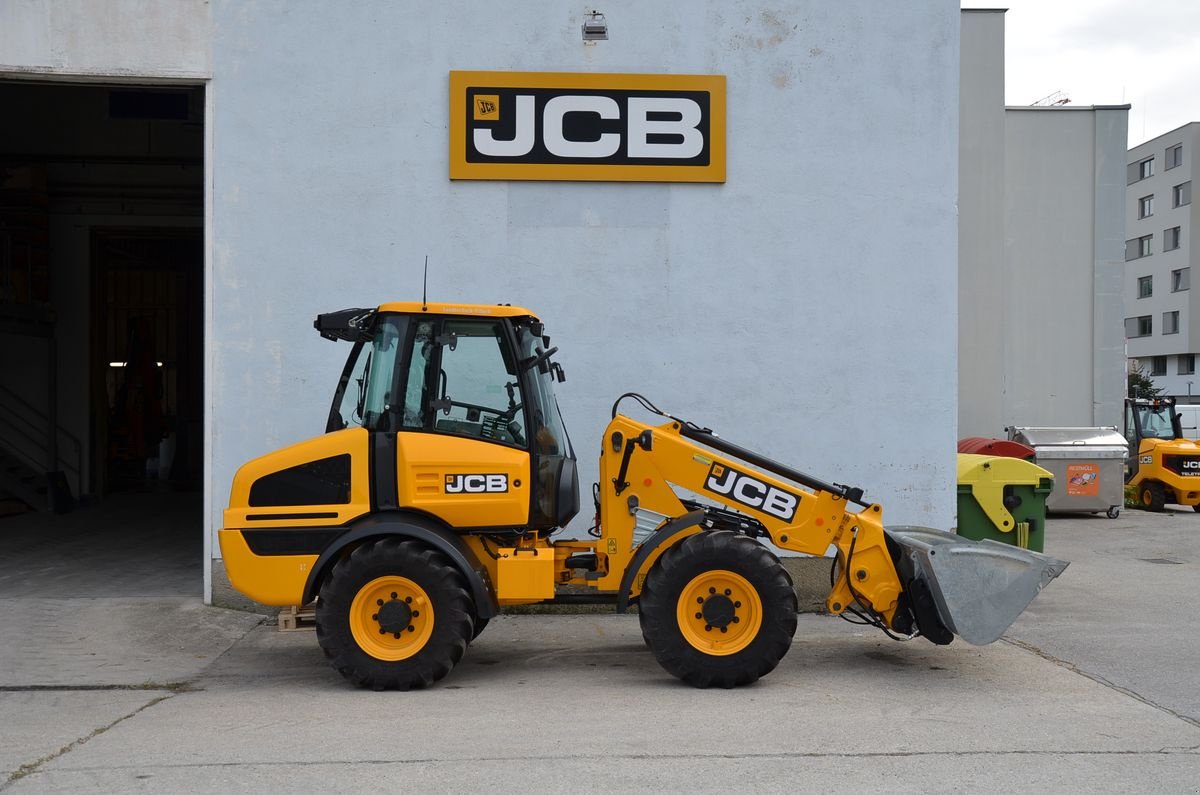 Radlader typu JCB TM 220 AGRI, Gebrauchtmaschine w Wien (Zdjęcie 6)