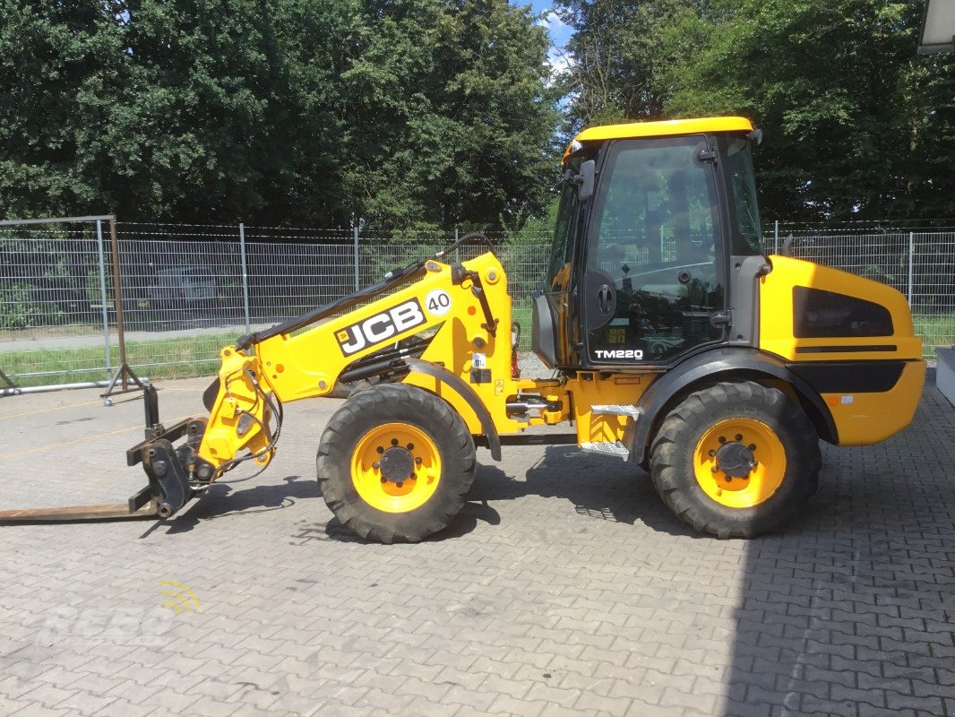 Radlader du type JCB TM 220 Agri, Gebrauchtmaschine en Neuenkirchen-Vörden (Photo 2)