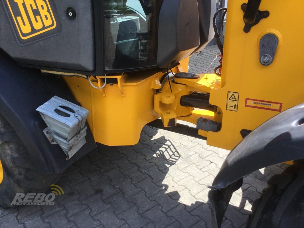 Radlader tip JCB TM 220 Agri, Gebrauchtmaschine in Neuenkirchen-Vörden (Poză 26)