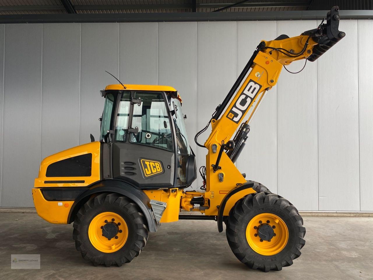 Radlader des Typs JCB TM 220 Agri, Gebrauchtmaschine in Twist - Rühlerfeld (Bild 3)