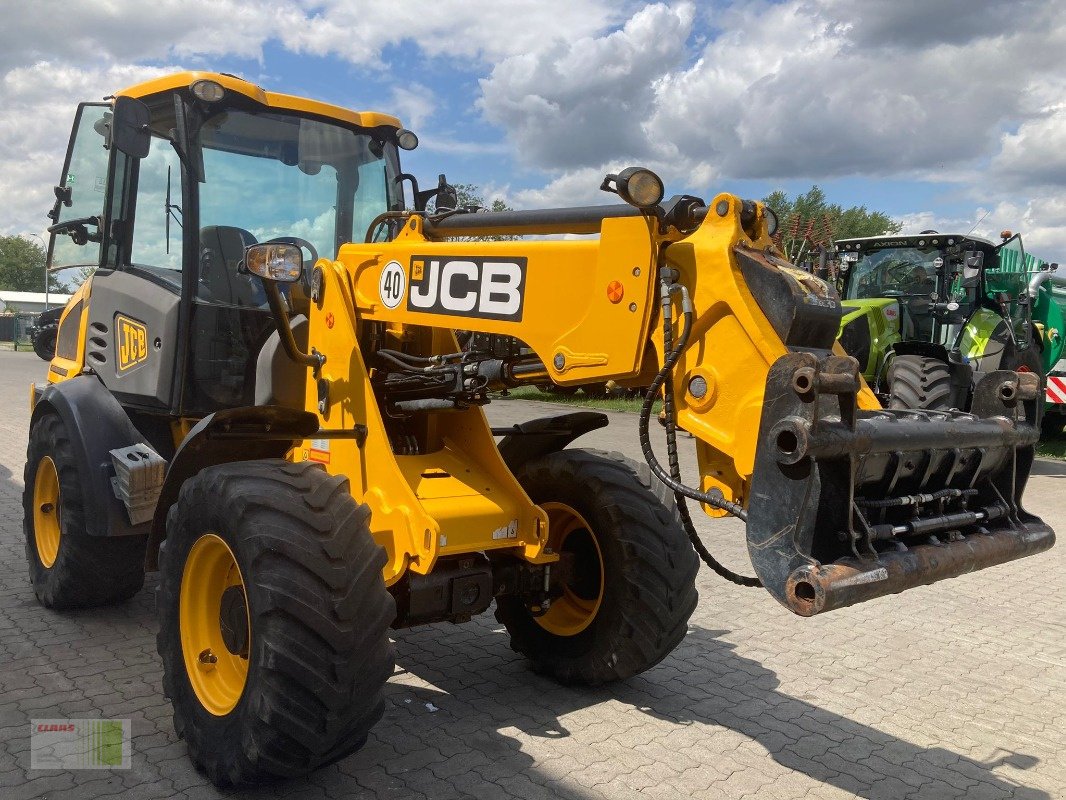 Radlader van het type JCB TM220T4A, Gebrauchtmaschine in Alveslohe (Foto 3)