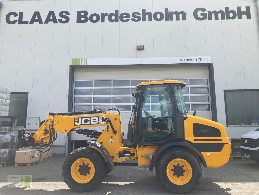 Radlader van het type JCB TM220T4A, Gebrauchtmaschine in Alveslohe (Foto 1)