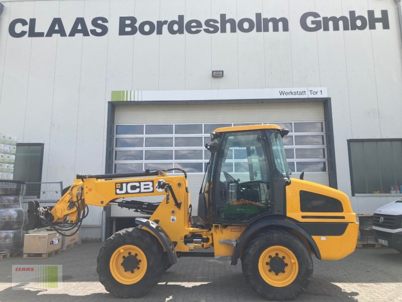 Radlader van het type JCB TM220T4A, Gebrauchtmaschine in Alveslohe (Foto 1)