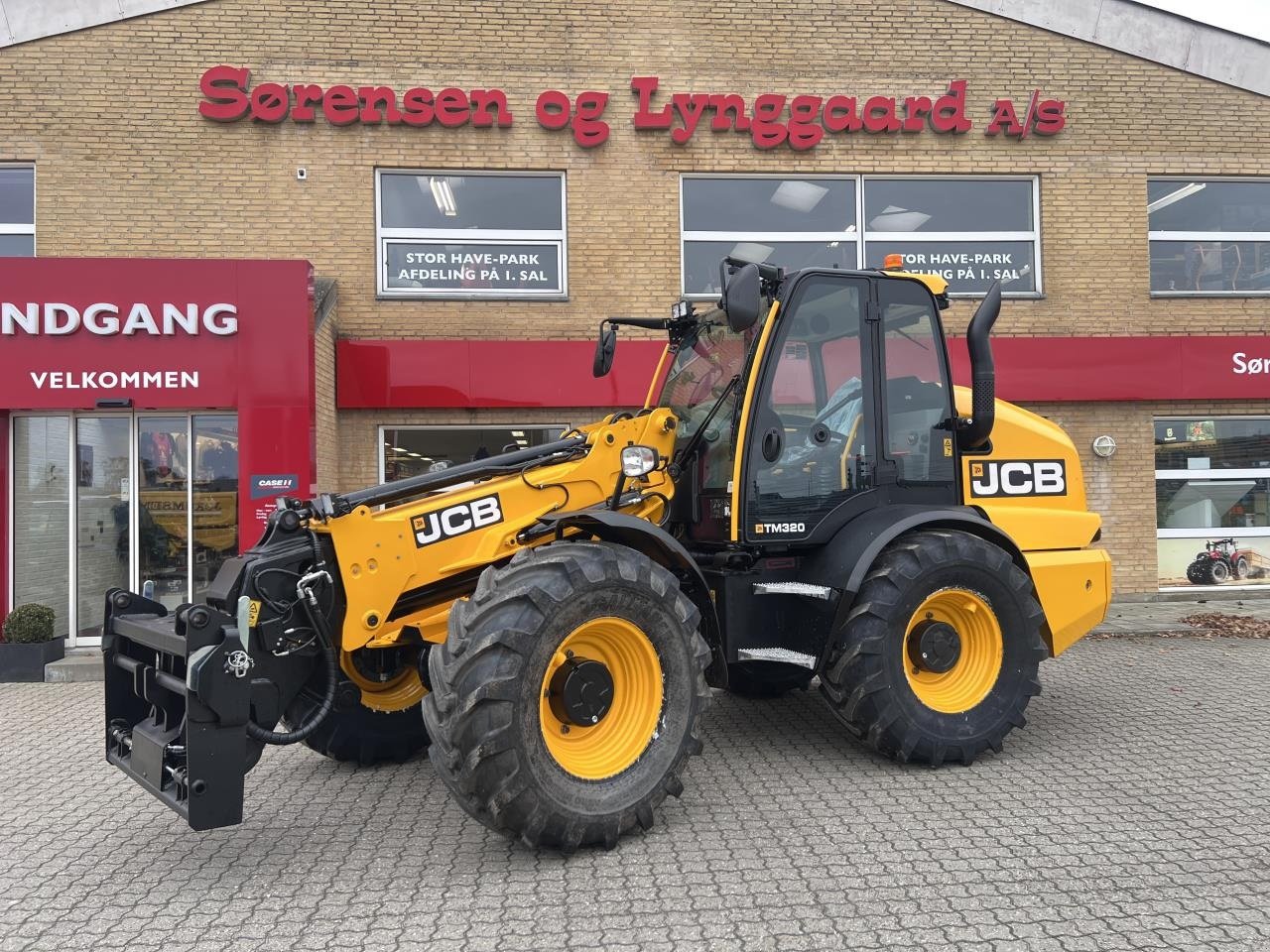 Radlader del tipo JCB TM320, Gebrauchtmaschine In Viborg (Immagine 1)