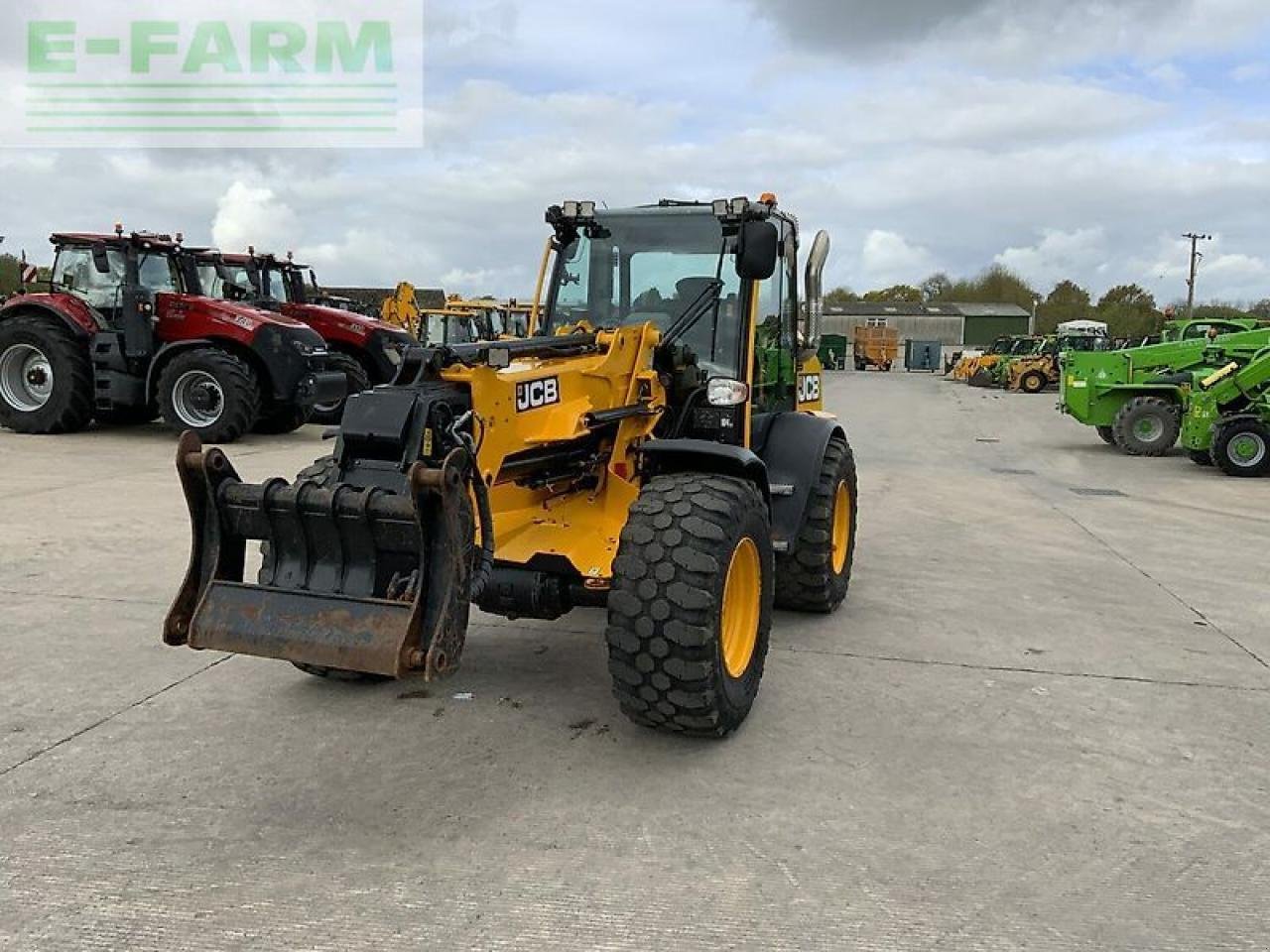 Radlader tip JCB tm320s contractor pro pivot steer (st19094), Gebrauchtmaschine in SHAFTESBURY (Poză 3)