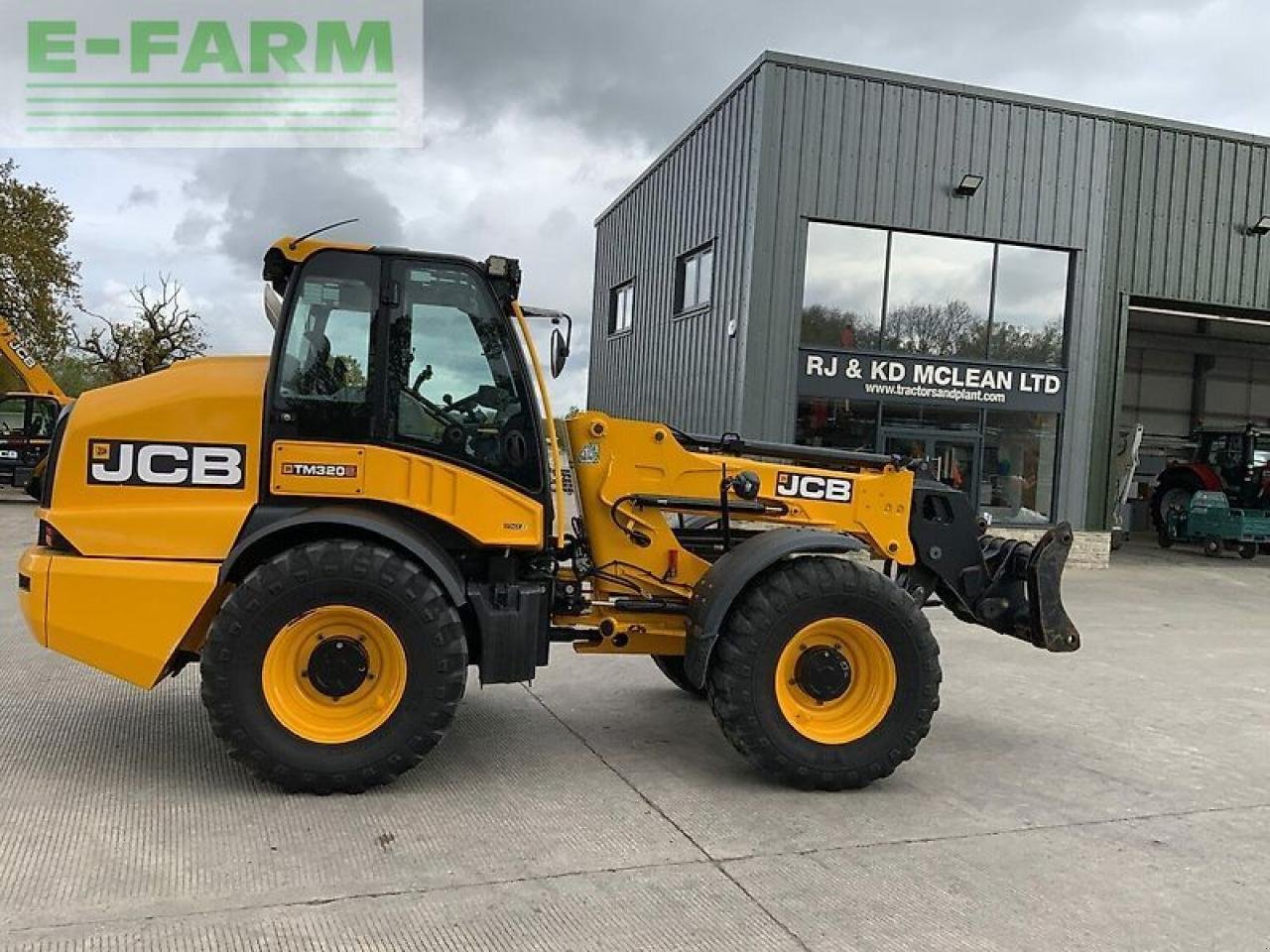 Radlader van het type JCB tm320s contractor pro pivot steer (st19094), Gebrauchtmaschine in SHAFTESBURY (Foto 4)