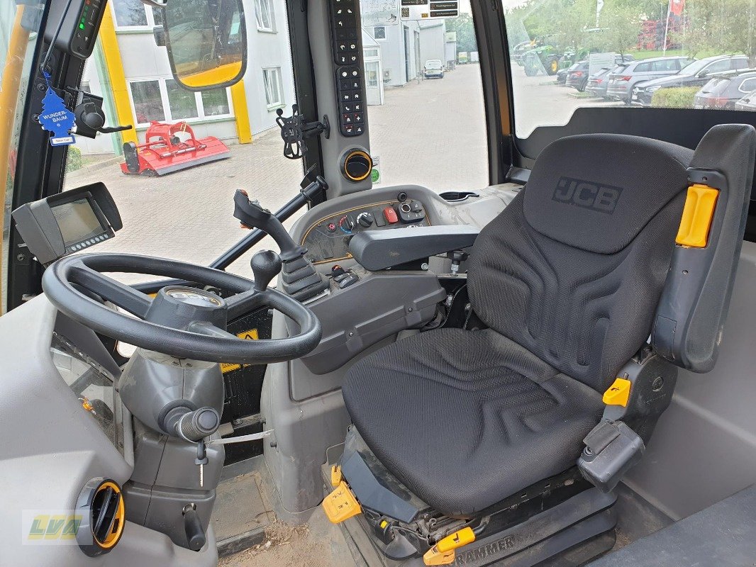 Radlader des Typs JCB TN420S, Gebrauchtmaschine in Schenkenberg (Bild 11)