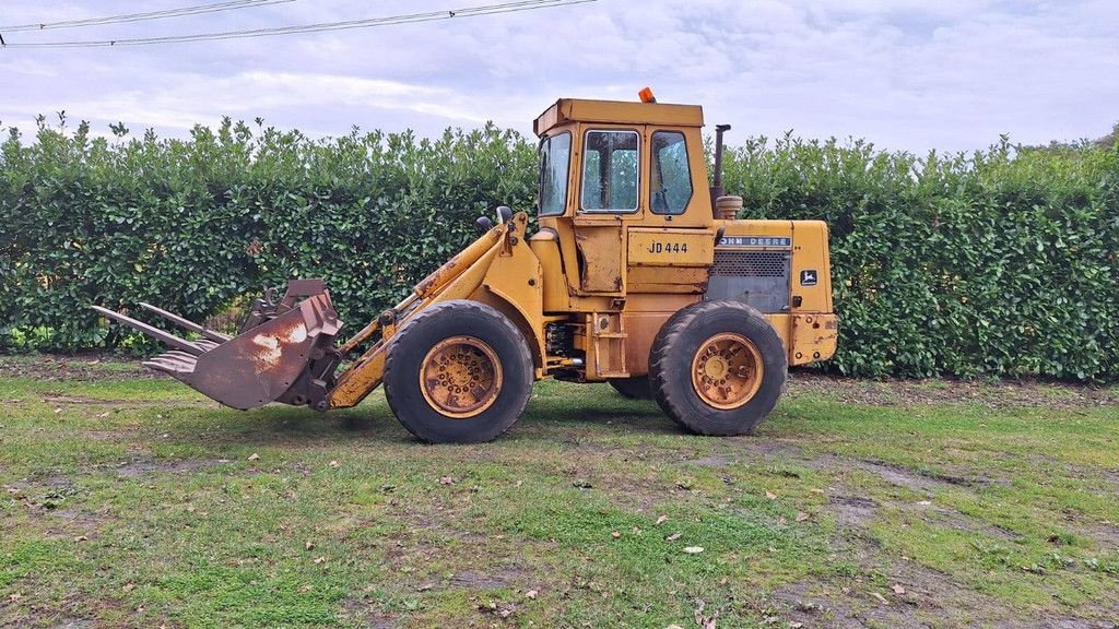 Radlader типа John Deere JD 444, Gebrauchtmaschine в Antwerpen (Фотография 1)