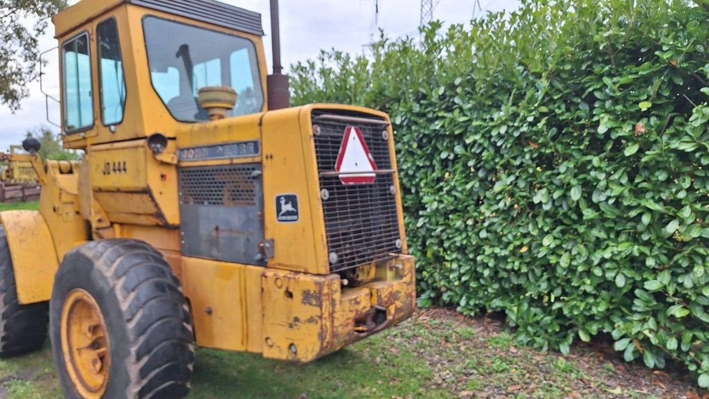 Radlader типа John Deere JD 444, Gebrauchtmaschine в Antwerpen (Фотография 5)