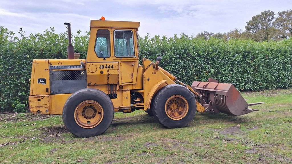 Radlader типа John Deere JD 444, Gebrauchtmaschine в Antwerpen (Фотография 2)