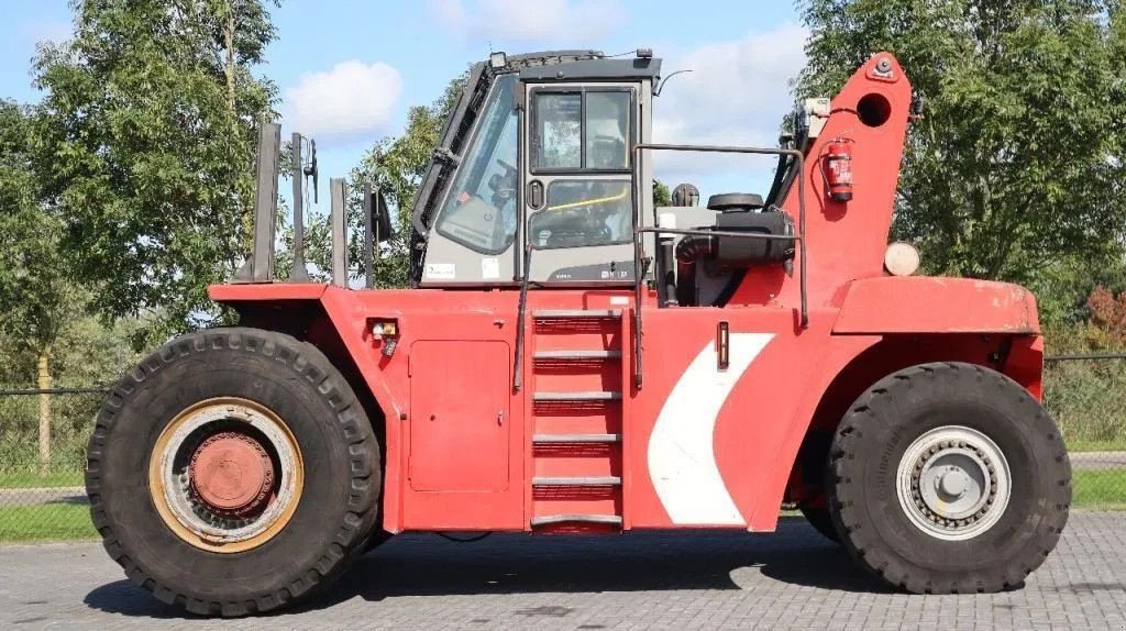 Radlader typu Kalmar RTD 1623 LOG GRAPPLE LOG STACKER, Gebrauchtmaschine w Marknesse (Zdjęcie 4)