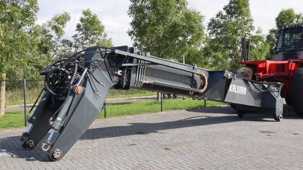 Radlader des Typs Kalmar RTD 1623 LOG GRAPPLE LOG STACKER, Gebrauchtmaschine in Marknesse (Bild 11)