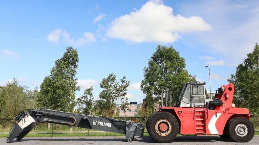 Radlader tipa Kalmar RTD 1623 LOG GRAPPLE LOG STACKER, Gebrauchtmaschine u Marknesse (Slika 3)