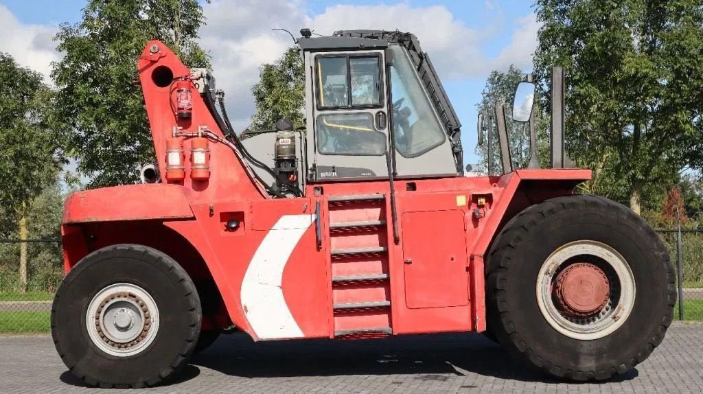 Radlader du type Kalmar RTD 1623 LOG GRAPPLE LOG STACKER, Gebrauchtmaschine en Marknesse (Photo 8)