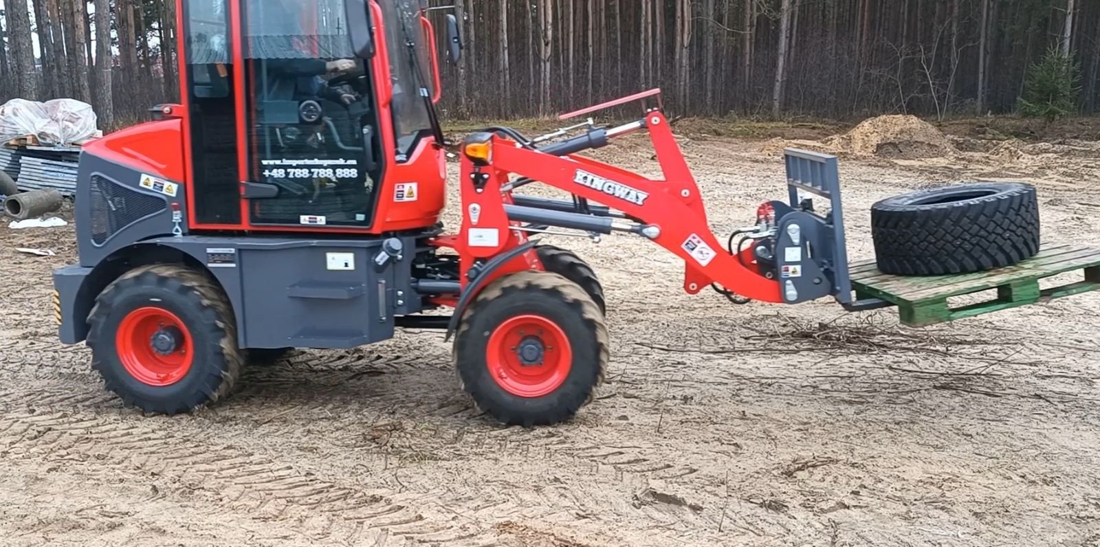 Radlader van het type Kingway LY-908, Neumaschine in Hollandscheveld (Foto 10)