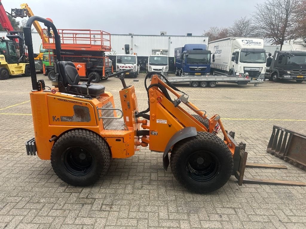 Radlader van het type Knikmops KM 130, Gebrauchtmaschine in WIJCHEN (Foto 9)