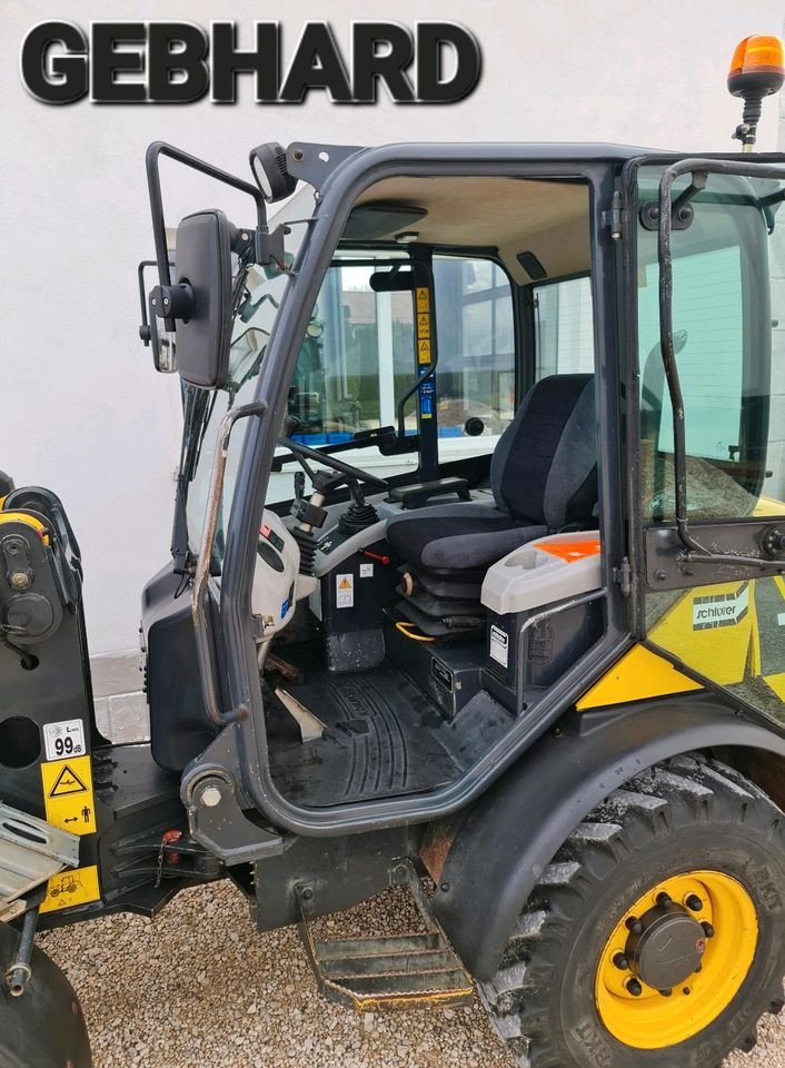 Radlader типа Komatsu Radlader WA70-5 mit Schaufel/Palettengabel Hoflader, Gebrauchtmaschine в Großschönbrunn (Фотография 5)