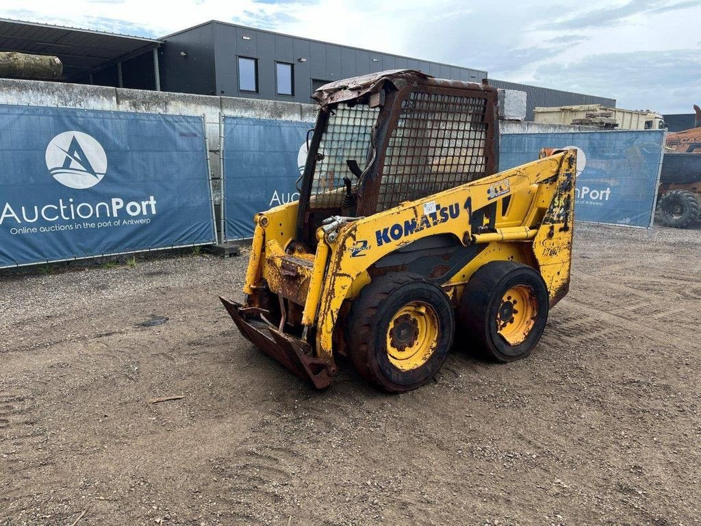 Radlader des Typs Komatsu SK714, Gebrauchtmaschine in Antwerpen (Bild 8)