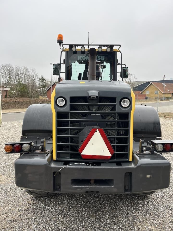 Radlader van het type Komatsu W320, Gebrauchtmaschine in Skjern (Foto 6)