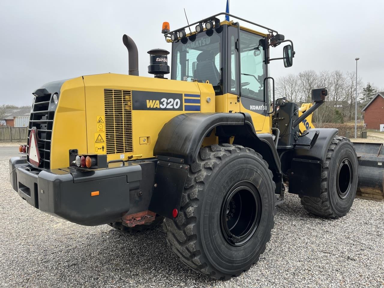 Radlader van het type Komatsu W320, Gebrauchtmaschine in Skjern (Foto 3)