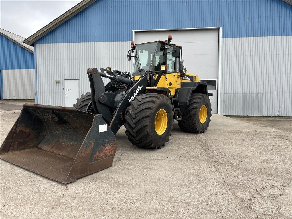 Radlader del tipo Komatsu WA 320-5H, Gebrauchtmaschine en Hejnsvig (Imagen 1)