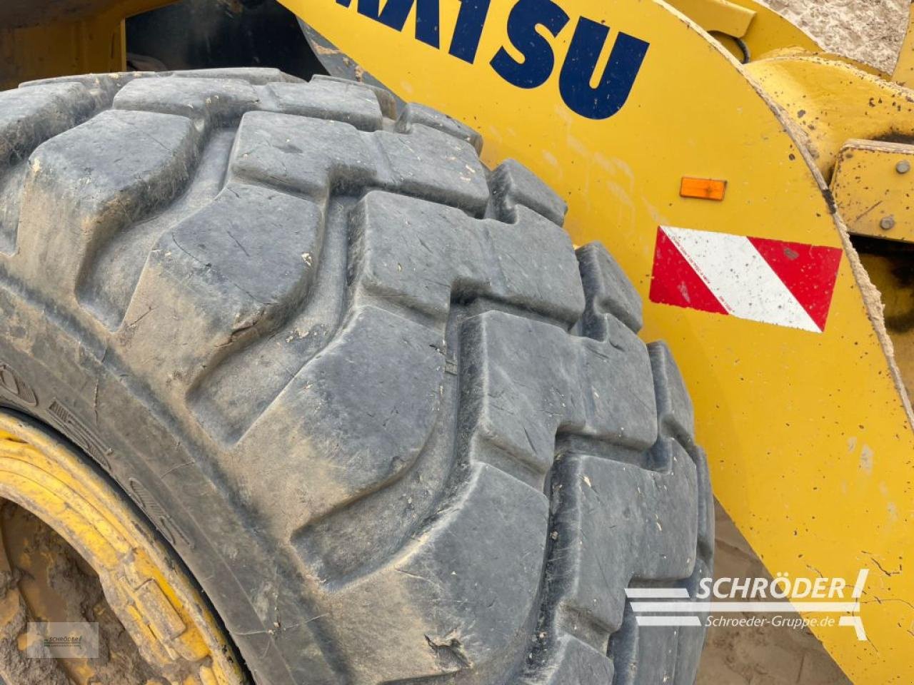 Radlader van het type Komatsu WA 380, Gebrauchtmaschine in Wildeshausen (Foto 24)