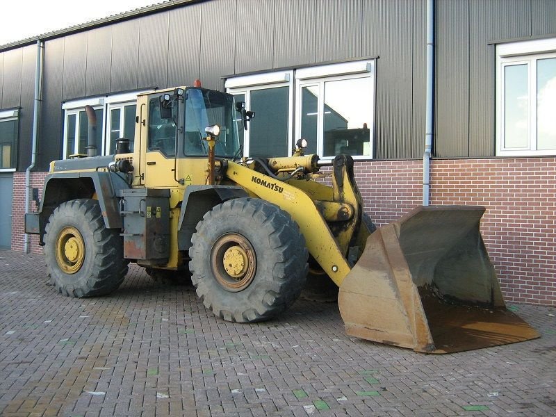 Radlader des Typs Komatsu WA 470-3, Gebrauchtmaschine in Barneveld (Bild 4)