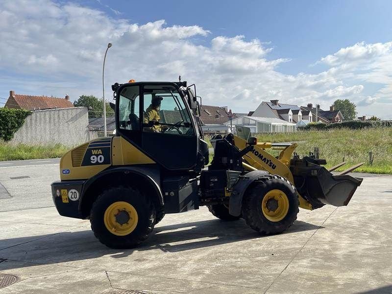 Radlader типа Komatsu WA 90 - 6, Gebrauchtmaschine в Waregem (Фотография 7)