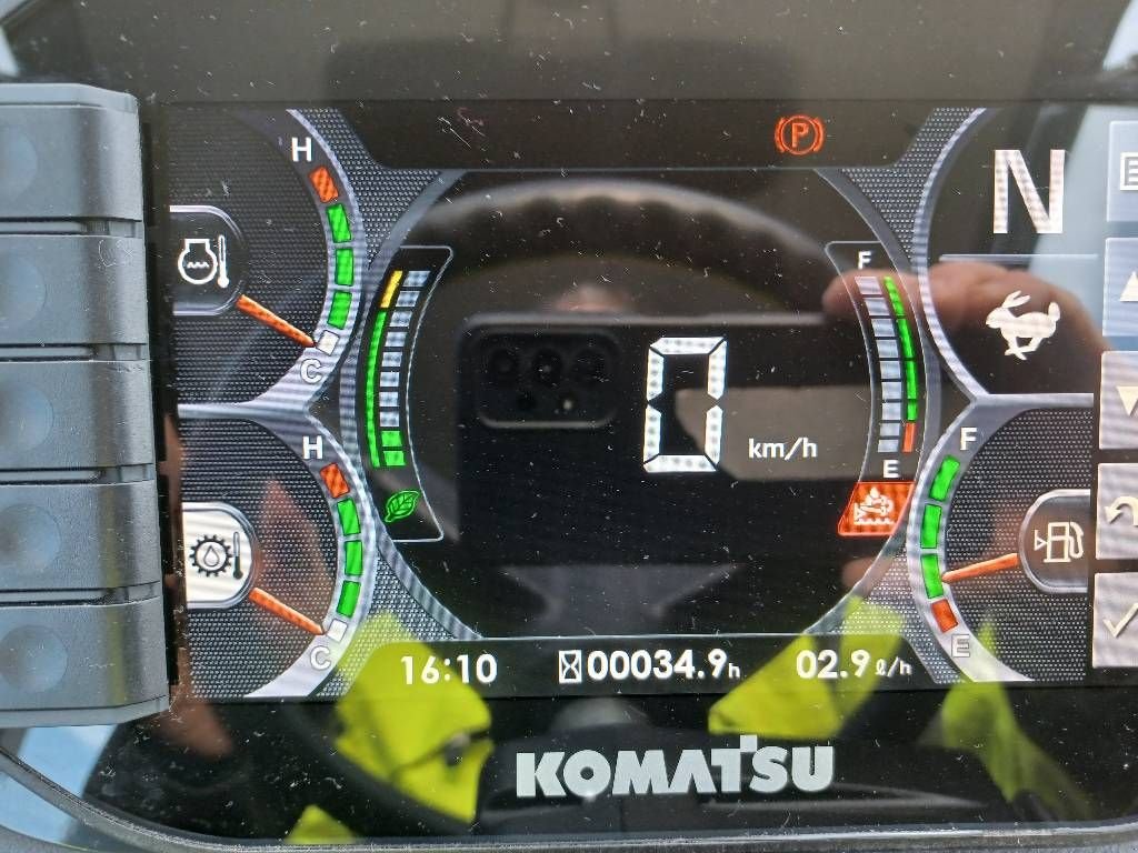 Radlader Türe ait Komatsu WA100M-10E0, Gebrauchtmaschine içinde Overijse (resim 5)