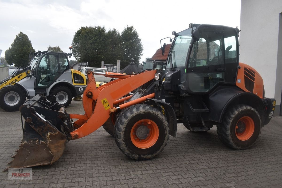 Radlader van het type Komatsu WA100M-7, Gebrauchtmaschine in Putzleinsdorf (Foto 1)