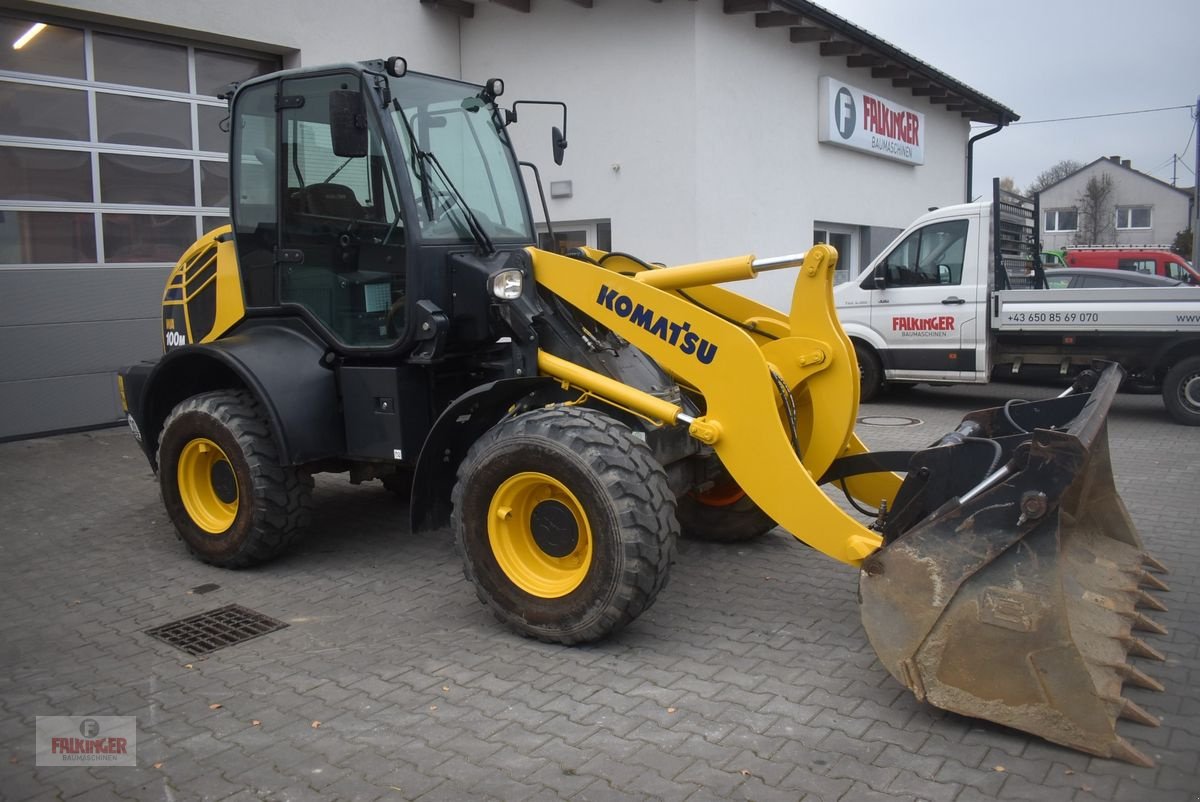 Radlader du type Komatsu WA100M-7, Gebrauchtmaschine en Putzleinsdorf (Photo 2)