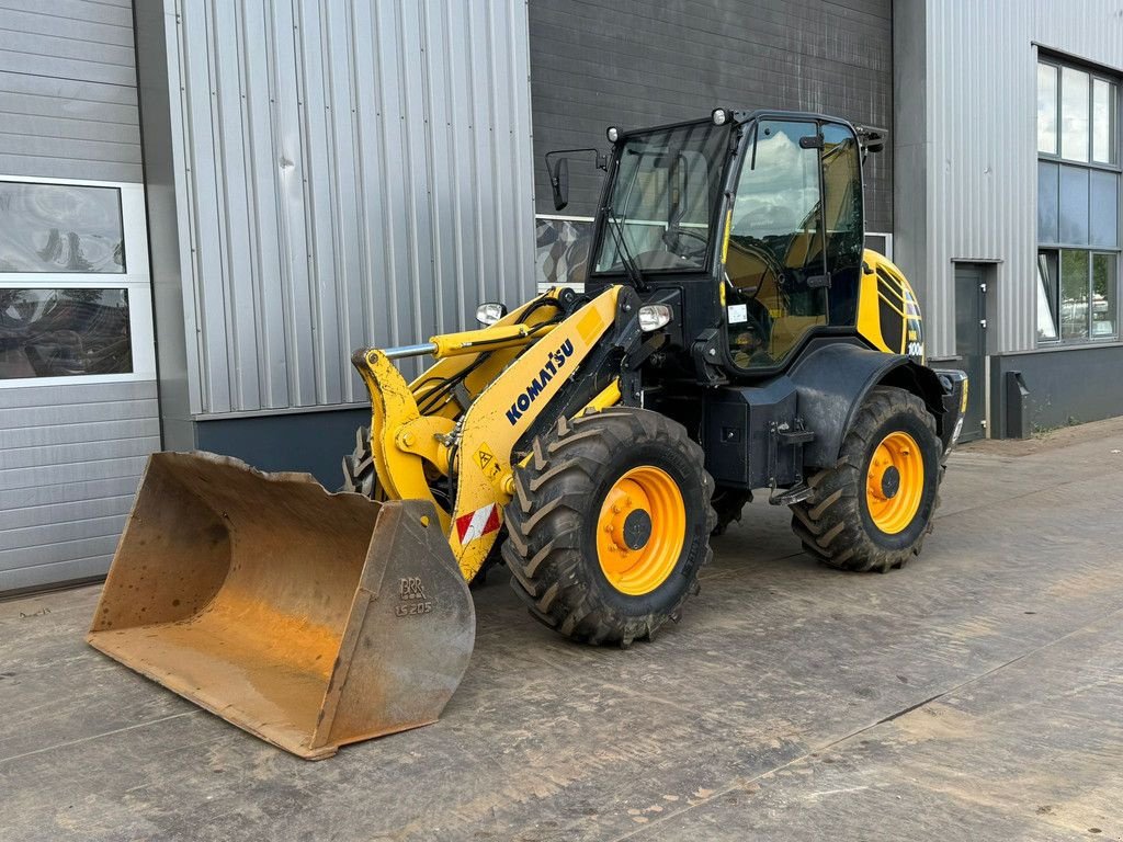 Radlader van het type Komatsu WA100M-8EO, Gebrauchtmaschine in Velddriel (Foto 2)