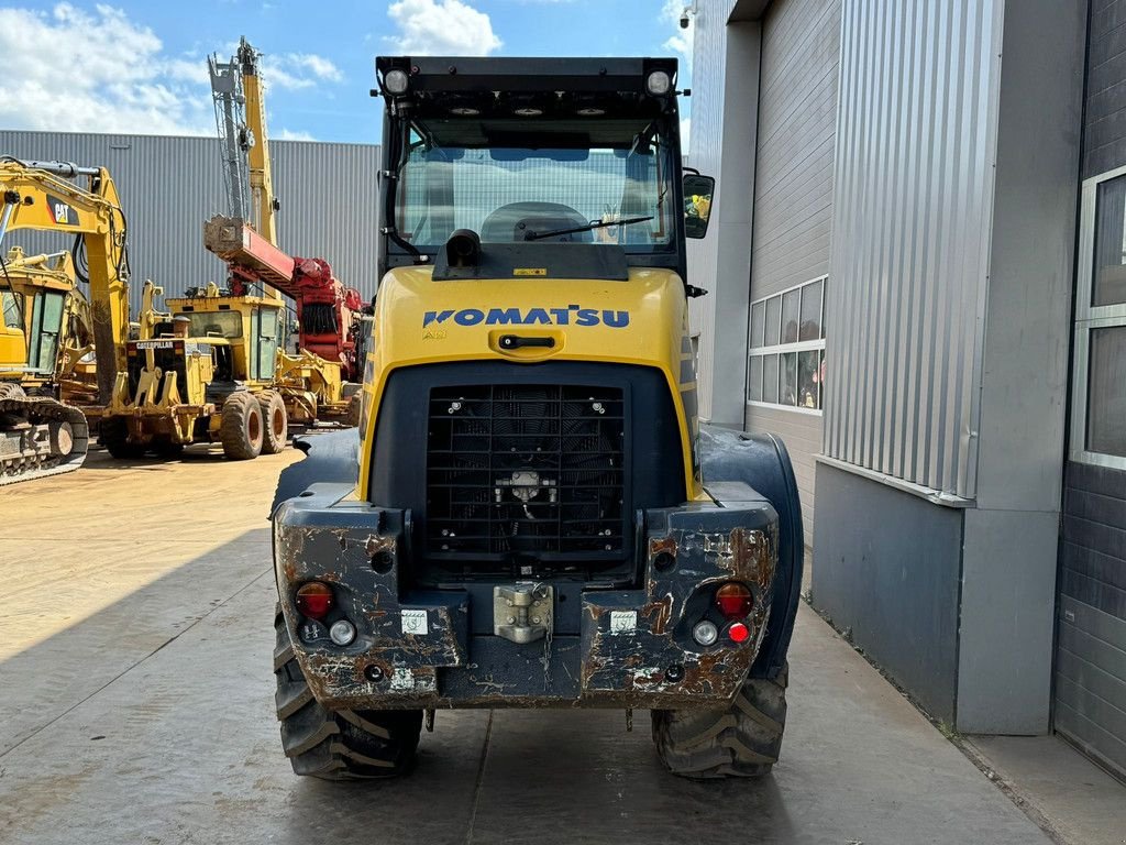 Radlader van het type Komatsu WA100M-8EO, Gebrauchtmaschine in Velddriel (Foto 4)