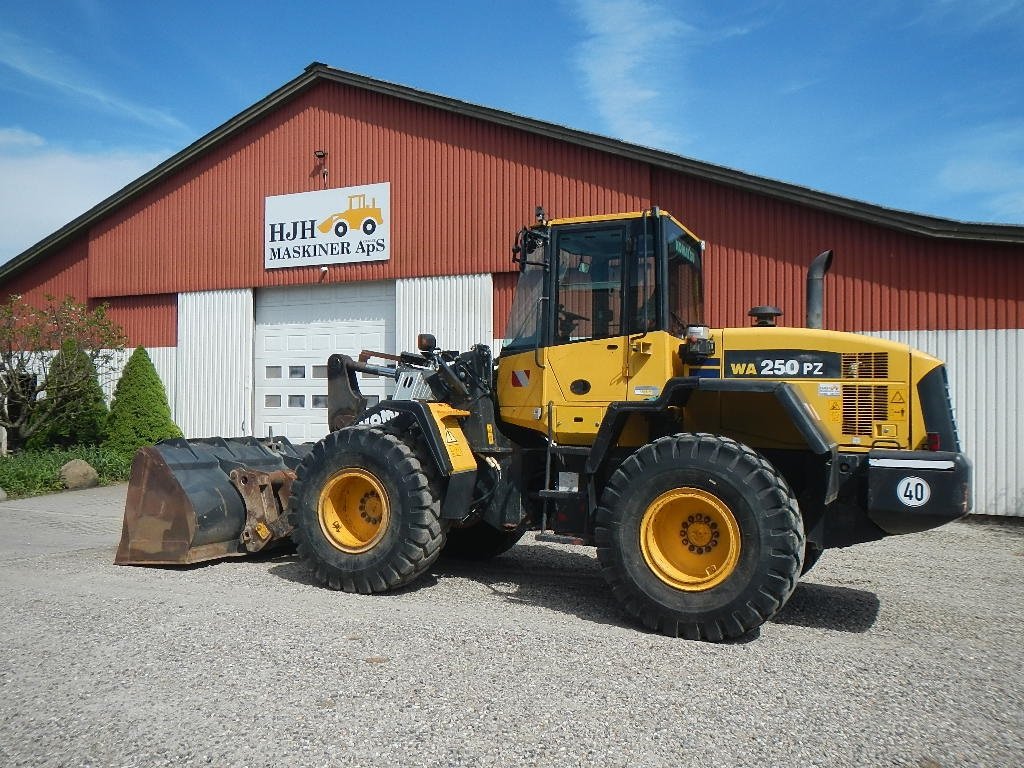 Radlader a típus Komatsu WA250PZ-6, Gebrauchtmaschine ekkor: Aabenraa (Kép 1)