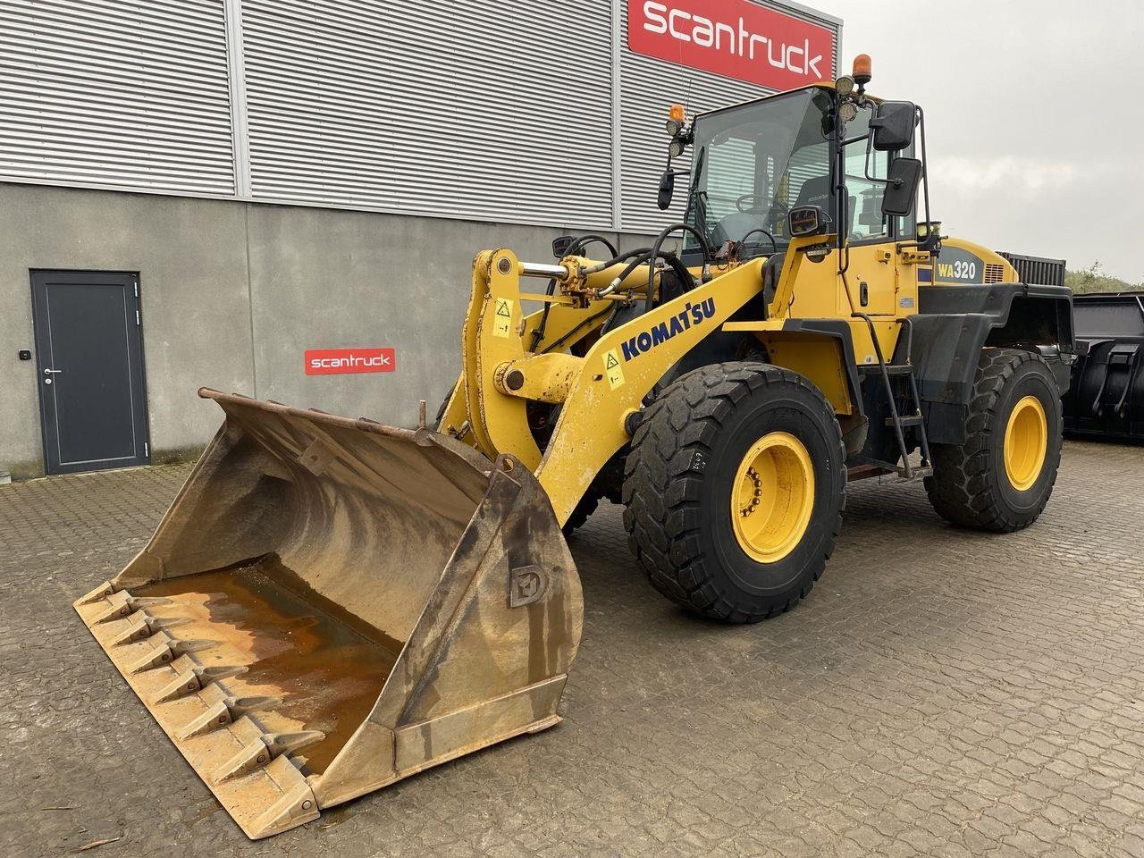 Radlader van het type Komatsu WA320-5, Gebrauchtmaschine in Skive (Foto 1)