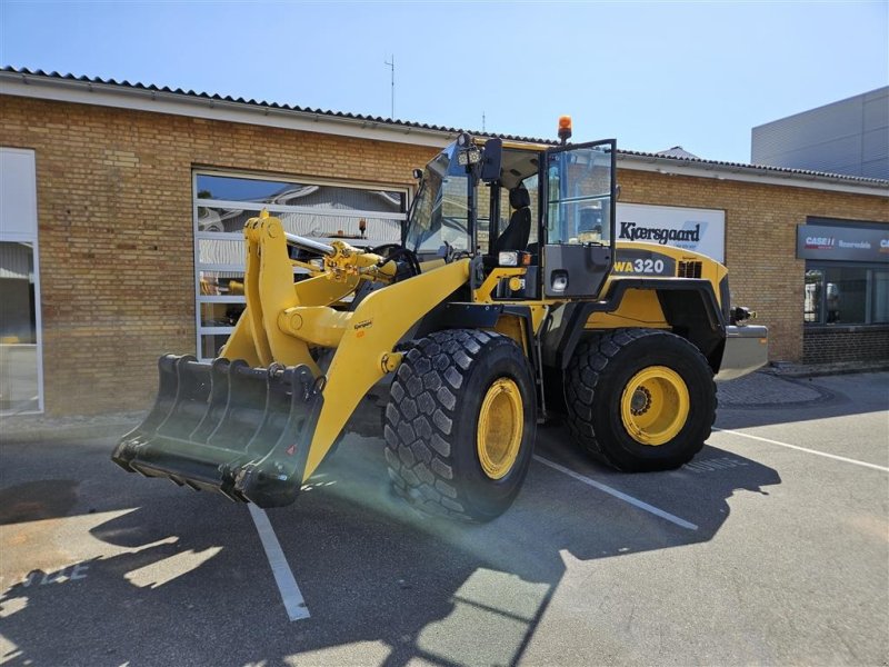 Radlader typu Komatsu WA320-5H, Gebrauchtmaschine w Aalborg SV (Zdjęcie 1)