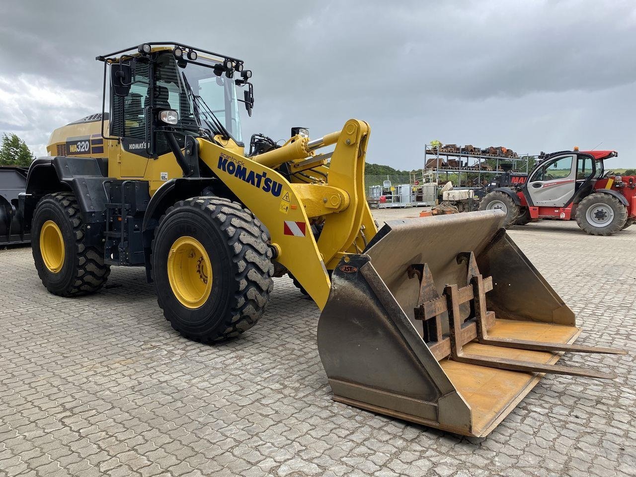 Radlader tip Komatsu WA320-8, Gebrauchtmaschine in Skive (Poză 5)