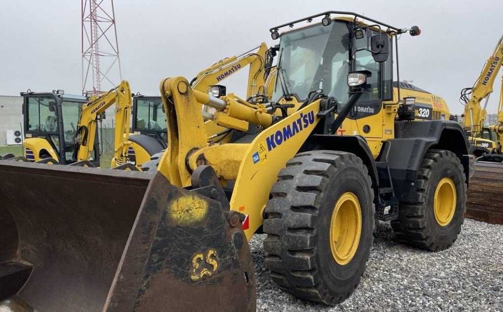 Radlader typu Komatsu WA320-8E0, Gebrauchtmaschine v Overijse (Obrázok 1)