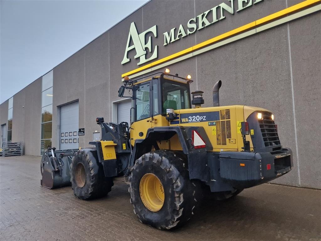 Radlader des Typs Komatsu WA320PZ-6, Gebrauchtmaschine in Randers (Bild 8)