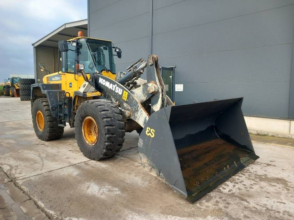 Radlader van het type Komatsu WA320PZ-6, Gebrauchtmaschine in Overijse (Foto 1)