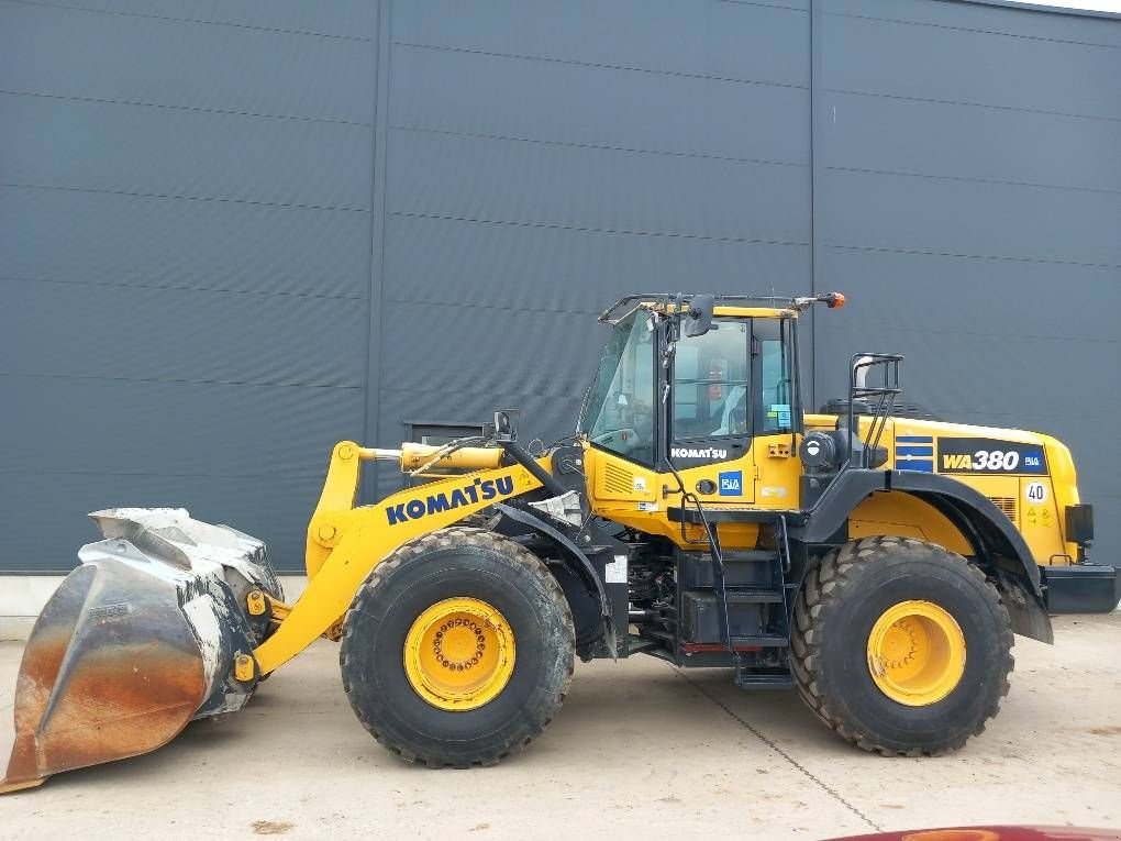 Radlader del tipo Komatsu WA380-8, Gebrauchtmaschine en Overijse (Imagen 9)