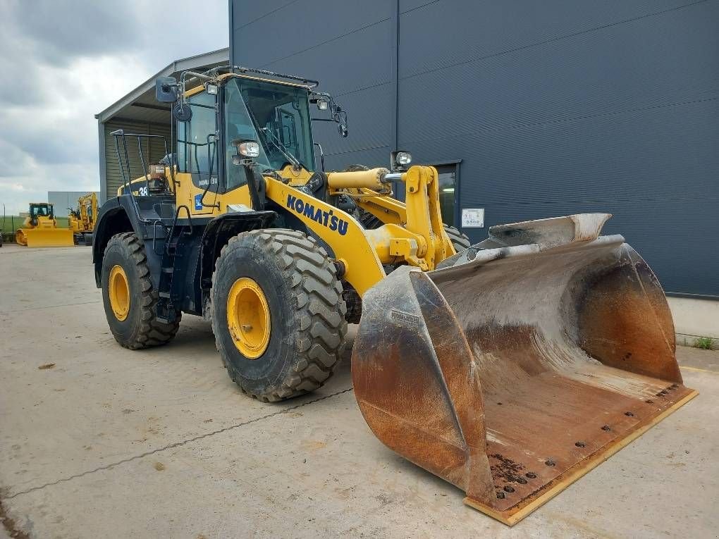 Radlader typu Komatsu WA380-8, Gebrauchtmaschine w Overijse (Zdjęcie 1)