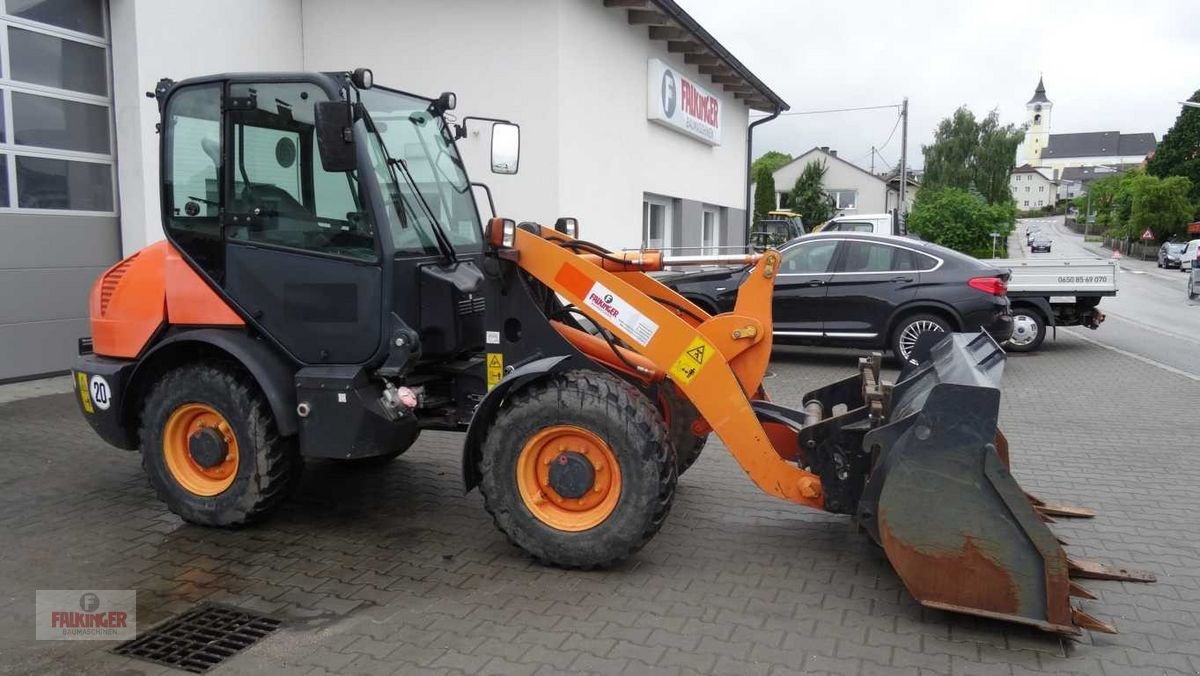 Radlader типа Komatsu WA70-7 mit Straßenzulassung, Gebrauchtmaschine в Putzleinsdorf (Фотография 2)