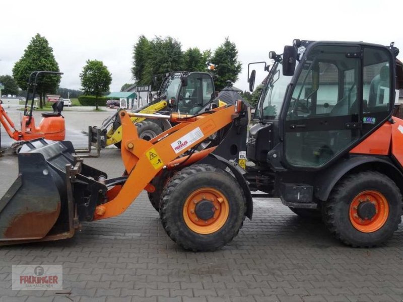 Radlader tip Komatsu WA70-7 mit Straßenzulassung, Gebrauchtmaschine in Putzleinsdorf (Poză 1)